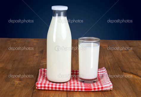 llena de leche